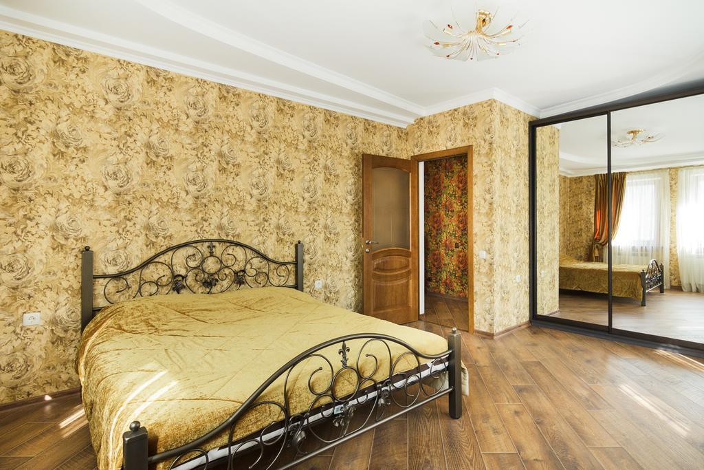 Best Apartments On Deribasovskoy أوديسا المظهر الخارجي الصورة
