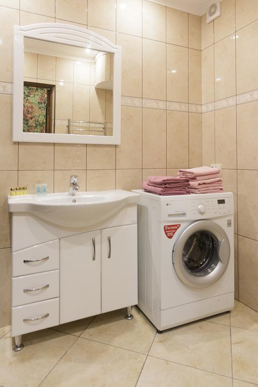 Best Apartments On Deribasovskoy أوديسا المظهر الخارجي الصورة